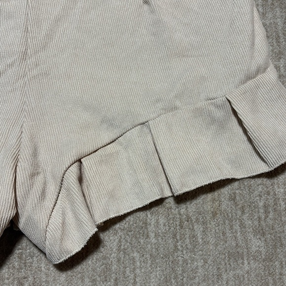Women's 3X ruffle corduroy shorts lightweight cream color Sucrefas - Picture 5 of 5